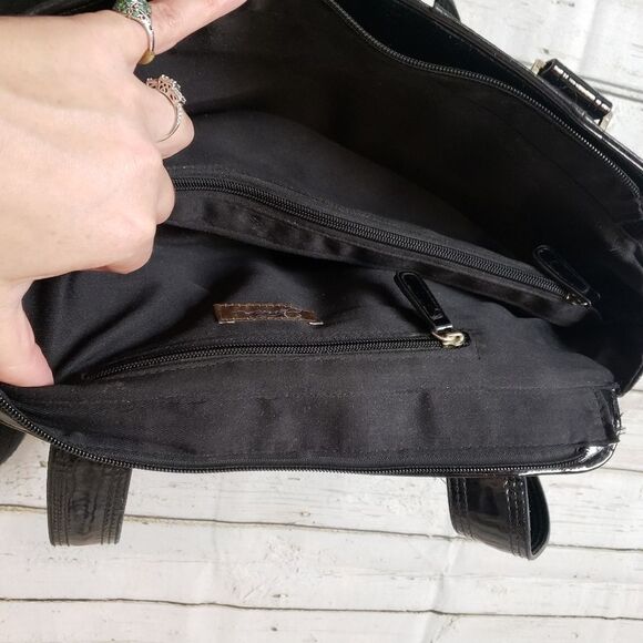 Black Jessica Shoulder Bag purse - Picture 2 of 11